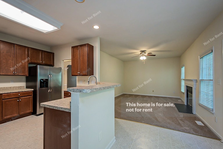 Photo 9 of 23 - 209 Calebra Way, Cary, NC 27519