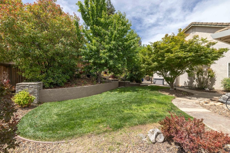 Photo 34 of 62 - 3254 Collingswood Dr, El Dorado Hills, CA 95762