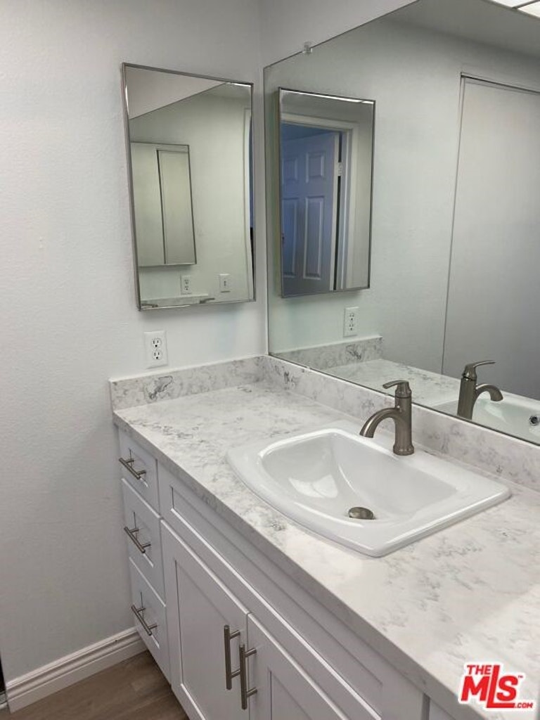 Photo 9 of 23 - 1017 S Reservoir St, Pomona, CA 91766