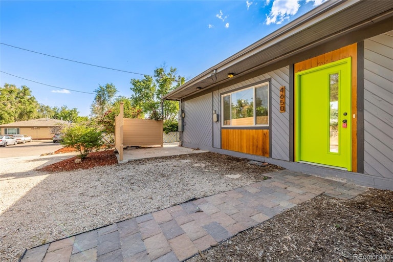 Photo 3 of 27 - 4650 Otis St, Wheat Ridge, CO 80033