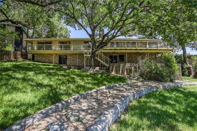 Photo 31 of 40 - 4905 Crestway Dr, Austin, TX 78731