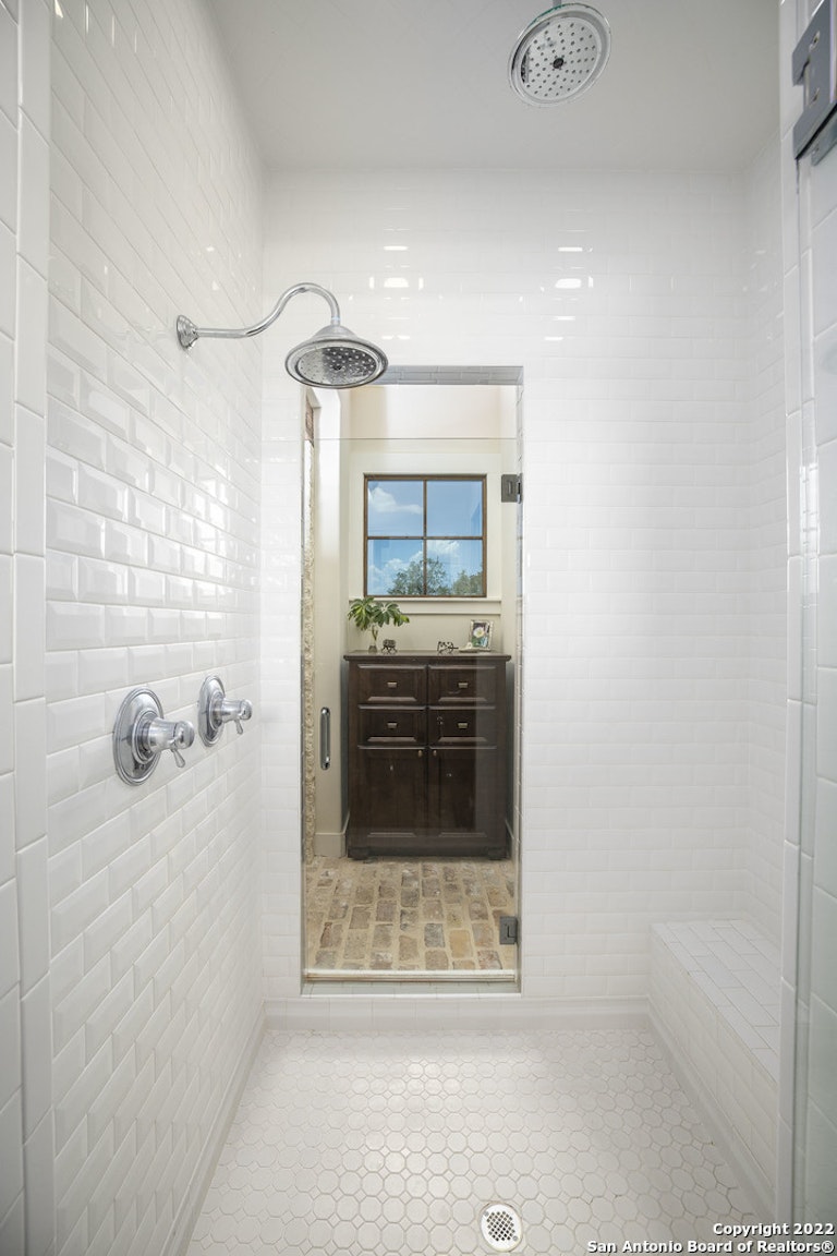 Photo 31 of 42 - 4544 Natures Way, New Braunfels, TX 78132