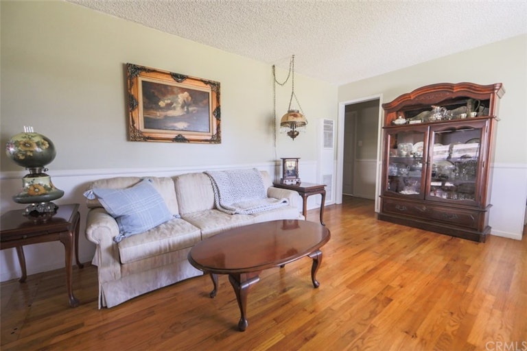 Photo 11 of 59 - 5666 Panama Dr, Buena Park, CA 90620