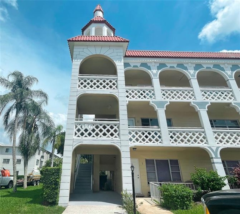 Photo 2 of 24 - 2405 Franciscan Dr #23, Clearwater, FL 33763