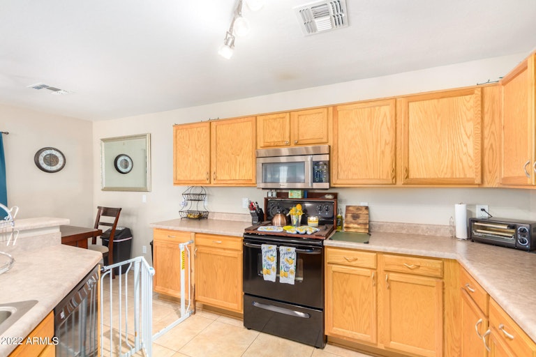 Photo 8 of 23 - 22318 W La Pasada Blvd, Buckeye, AZ 85326