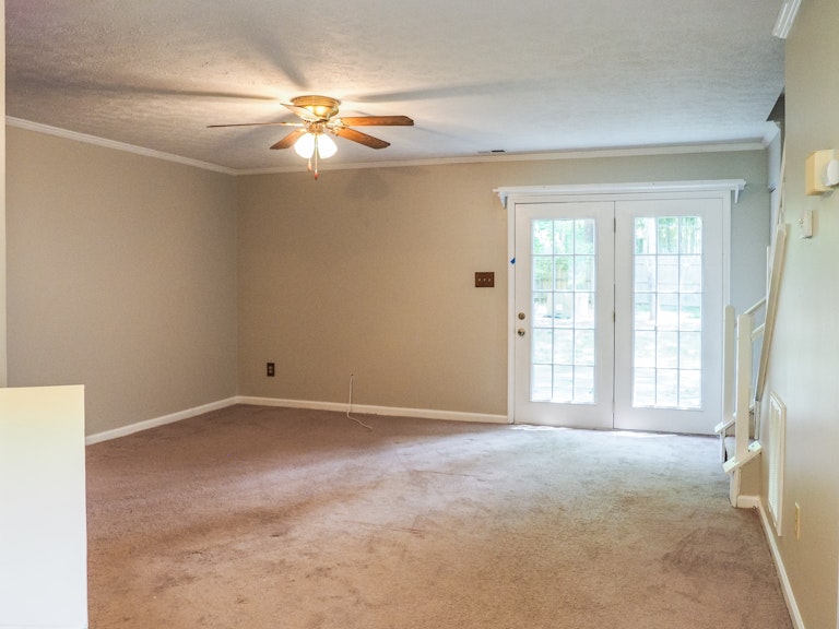 Photo 3 of 17 - 8142 McGuire Dr, Raleigh, NC 27616