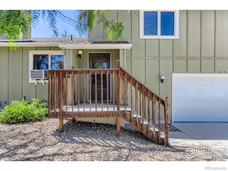 Photo 2 of 25 - 415 E Sutton Cir, Lafayette, CO 80026