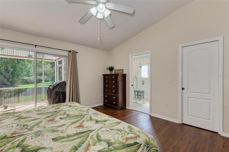 Photo 17 of 44 - 3174 57th Avenue Cir E, Bradenton, FL 34203