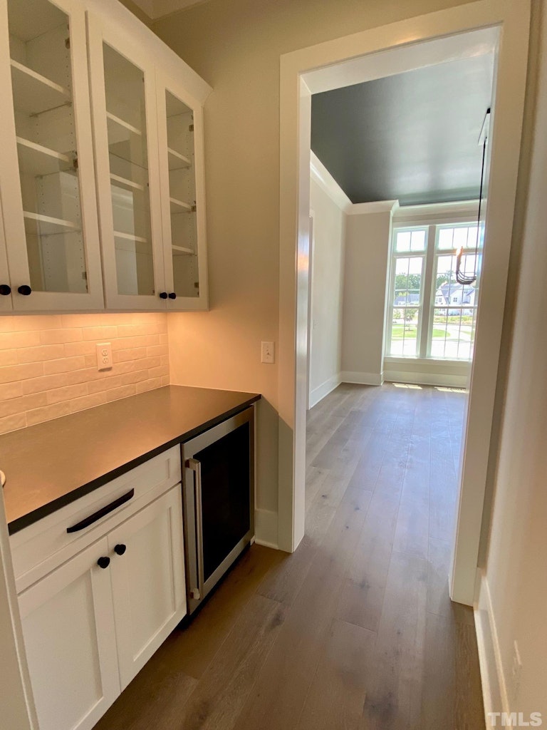 Photo 5 of 37 - 2101 Princeville Dr, Apex, NC 27523