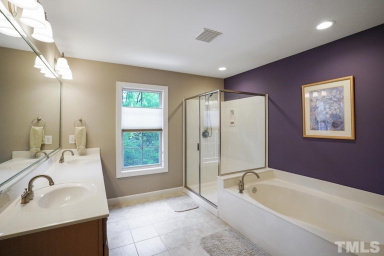 Photo 39 of 41 - 309 Sunstone Dr, Cary, NC 27519