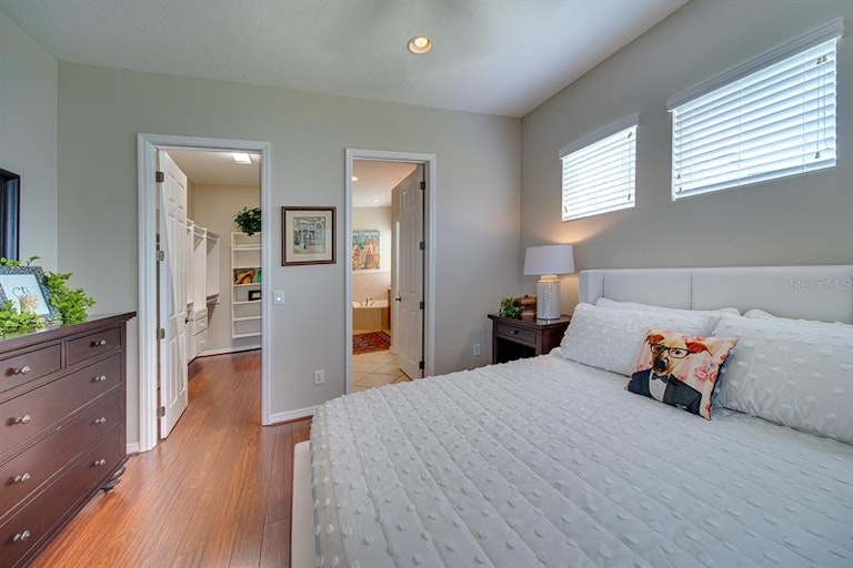 Photo 18 of 55 - 12143 Maple Ridge Dr, Parrish, FL 34219