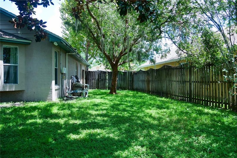 Photo 17 of 33 - 889 River Boat Cir, Orlando, FL 32828