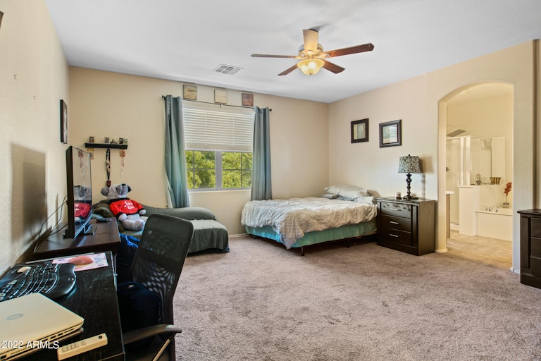 Photo 17 of 24 - 16016 W Hualapai St, Goodyear, AZ 85338