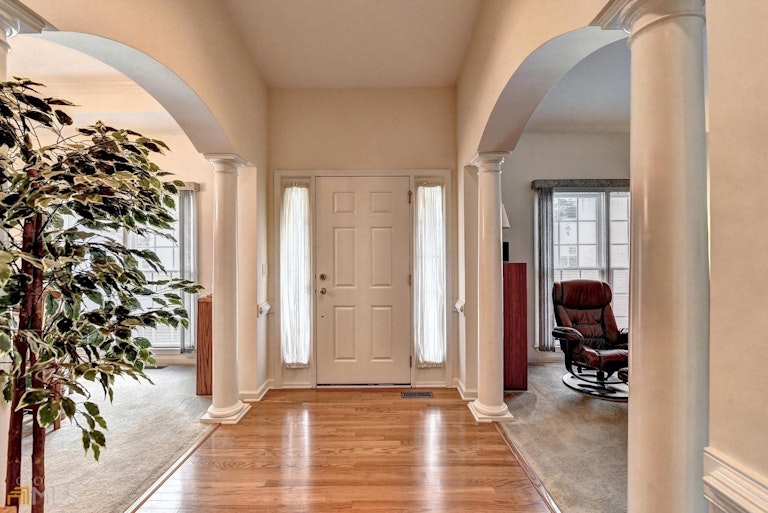 Photo 4 of 56 - 725 Gran Heritage Way, Dacula, GA 30019