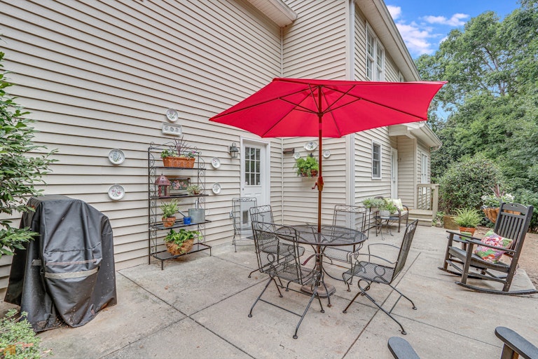 Photo 15 of 70 - 3723 Hardy Rd, Gainesville, GA 30506