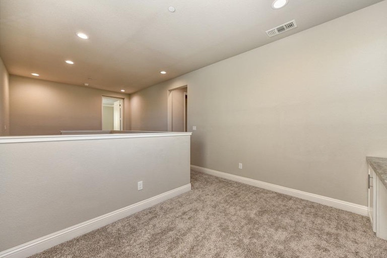 Photo 24 of 34 - 668 Addison Ln, Folsom, CA 95630