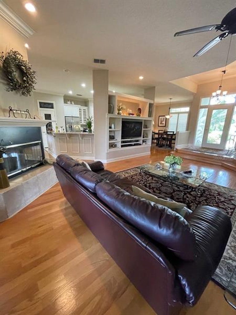 Photo 7 of 48 - 506 Century Oak Ct, Lakeland, FL 33813