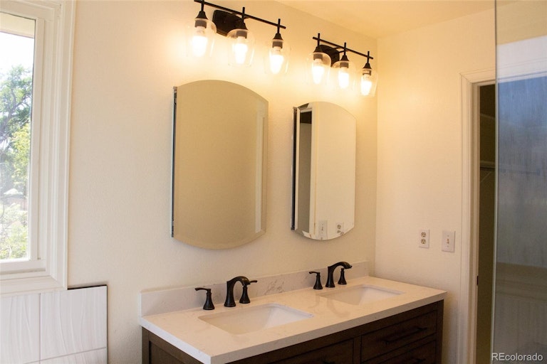 Photo 21 of 37 - 7659 Robb St, Arvada, CO 80005