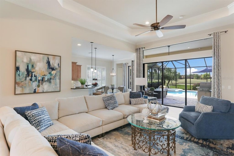 Photo 6 of 45 - 14910 Castle Park Ter, Lakewood Ranch, FL 34202