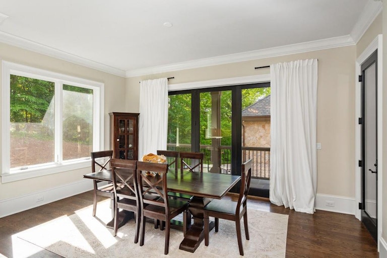Photo 14 of 77 - 4268 Woodland Brook Dr SE, Atlanta, GA 30339