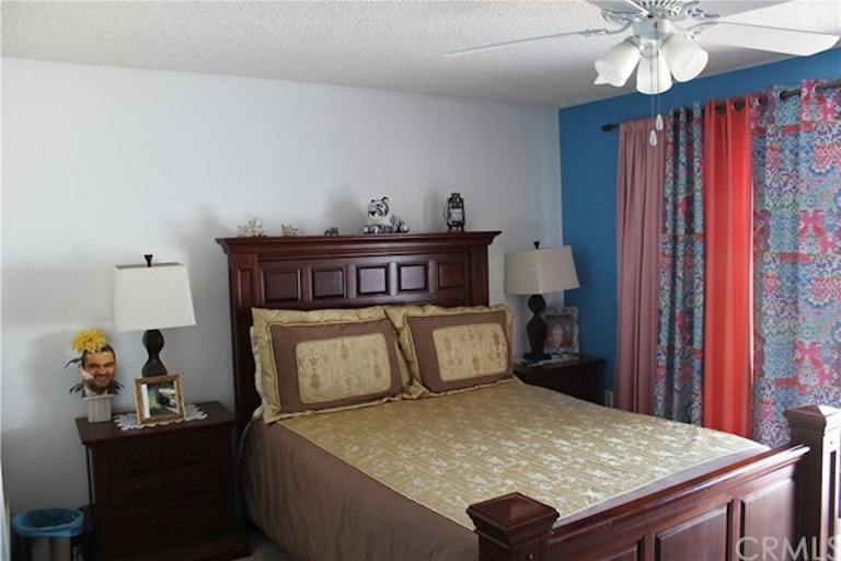 Photo 12 of 19 - 7905 Galway Ct, Riverside, CA 92503