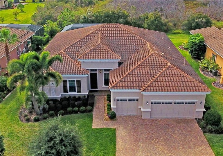 Photo 1 of 25 - 12818 Penguin Dr, Bradenton, FL 34212