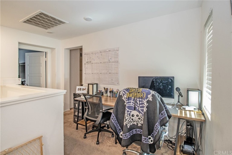 Photo 11 of 19 - 946 Blue Orchid, Beaumont, CA 92223