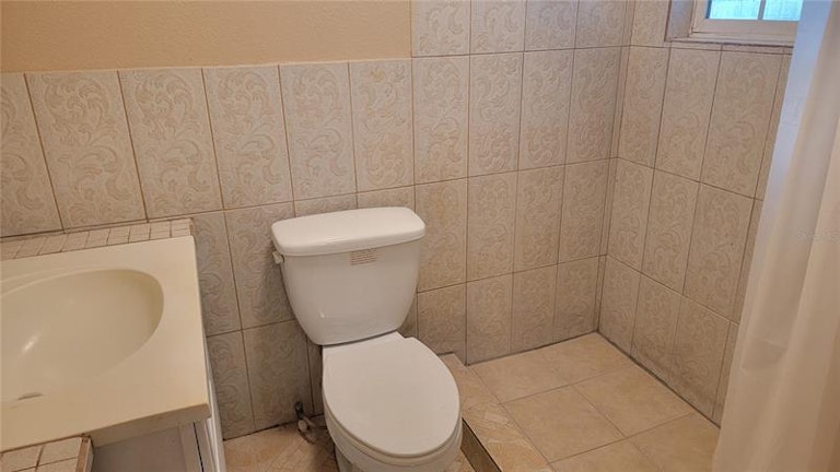 Photo 9 of 11 - 826 Savannah Ave, Lakeland, FL 33815