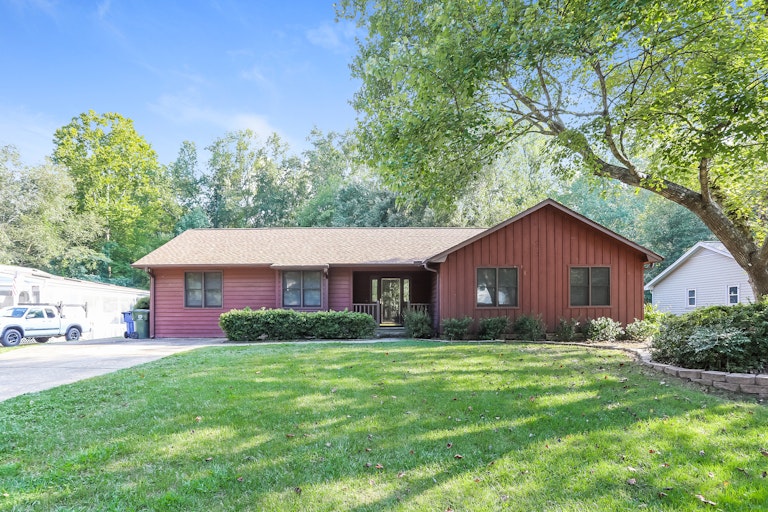 Photo 1 of 24 - 7240 Mine Shaft Rd, Raleigh, NC 27615