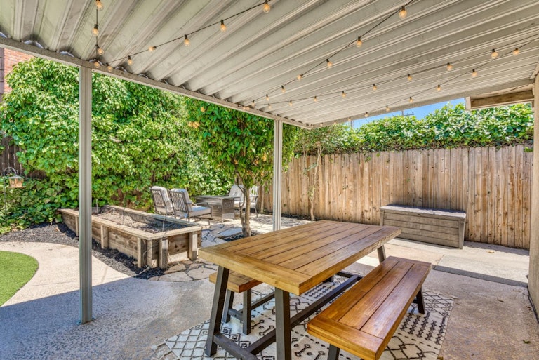 Photo 49 of 52 - 2341 Rogue River Dr, Sacramento, CA 95826