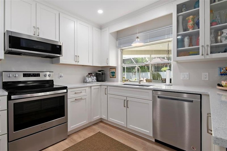Photo 16 of 46 - 1506 54th St W, Bradenton, FL 34209