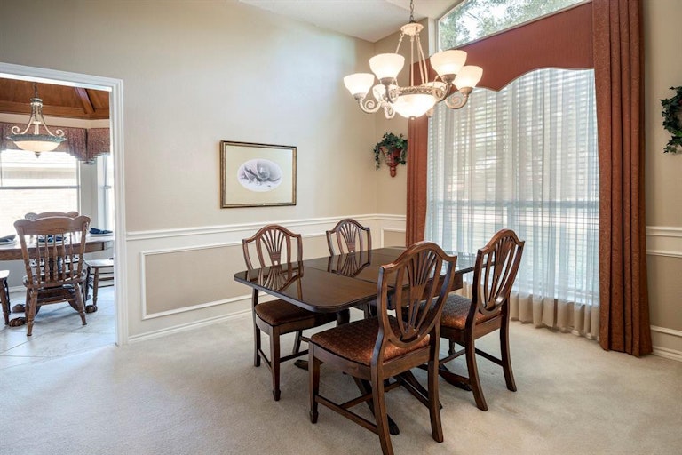 Photo 4 of 24 - 2206 Timberline Dr, Carrollton, TX 75007