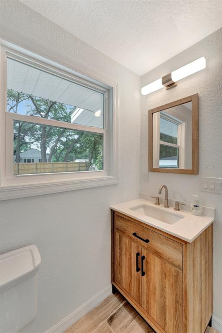 Photo 22 of 36 - 5801 78th Ave N, Pinellas Park, FL 33781