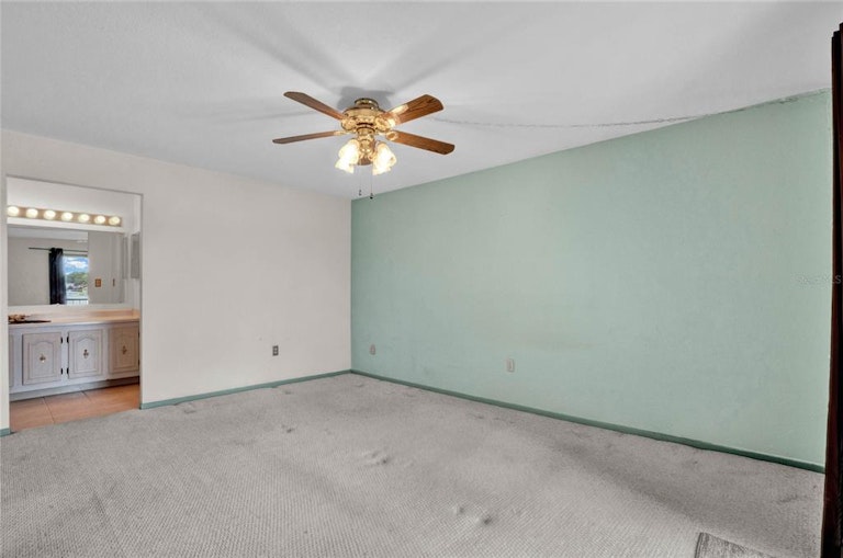Photo 12 of 23 - 536 Orange Dr #26, Altamonte Springs, FL 32701