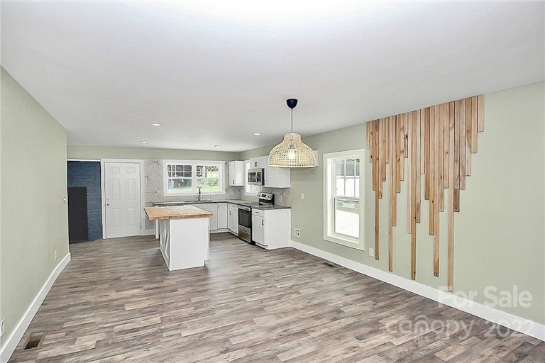 Photo 8 of 30 - 611 J Ave, Kannapolis, NC 28081