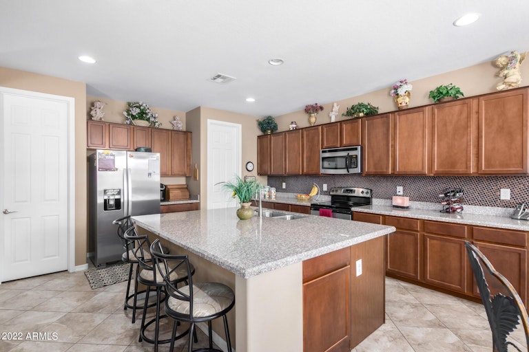 Photo 9 of 30 - 1939 E Merlot St, Gilbert, AZ 85298