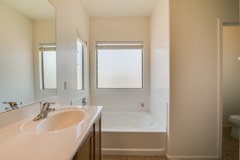 Photo 14 of 34 - 4294 E Velasco St, San Tan Valley, AZ 85140
