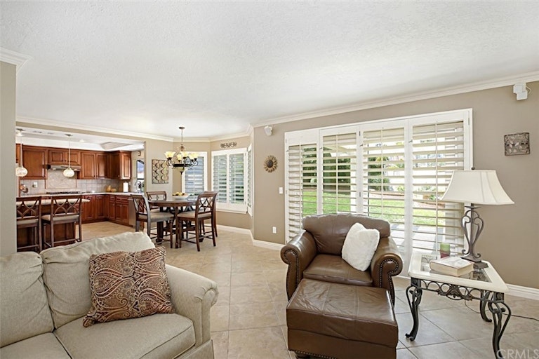 Photo 9 of 54 - 20385 Via Pizarro, Yorba Linda, CA 92886