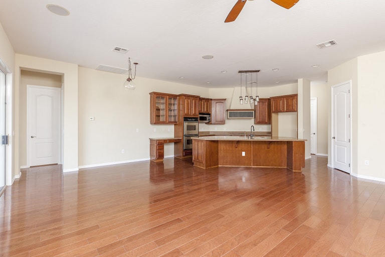 Photo 7 of 29 - 402 E Mead Dr, Chandler, AZ 85249