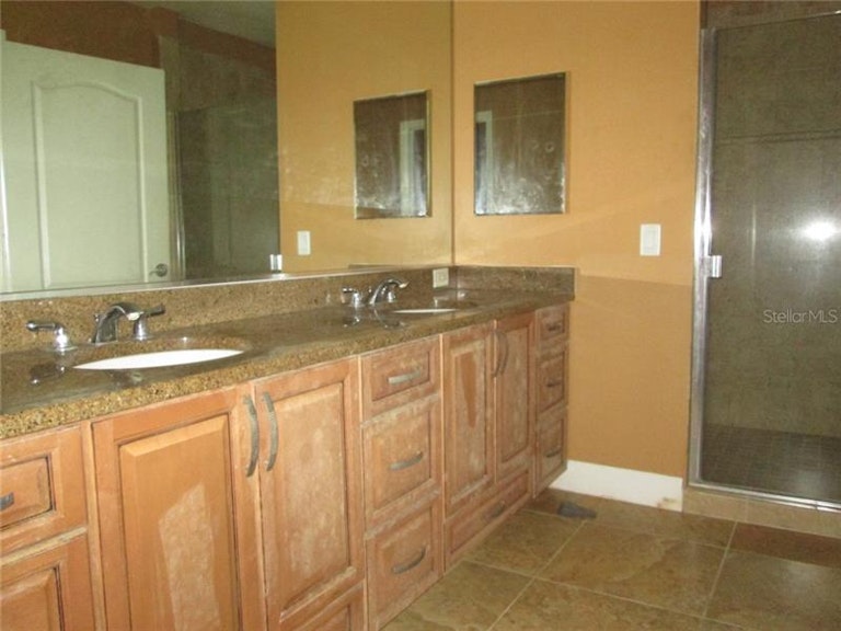 Photo 12 of 22 - 12077 Gandy Blvd N #361, Saint Petersburg, FL 33702