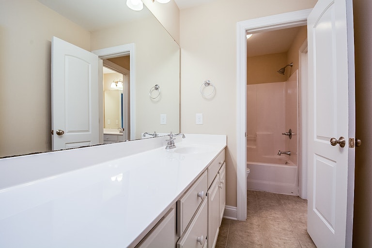 Photo 21 of 28 - 1804 Blackstone Dr, Durham, NC 27712