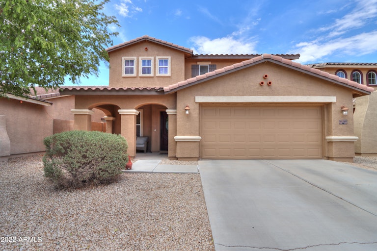 Photo 2 of 35 - 41264 W Bravo Dr, Maricopa, AZ 85138