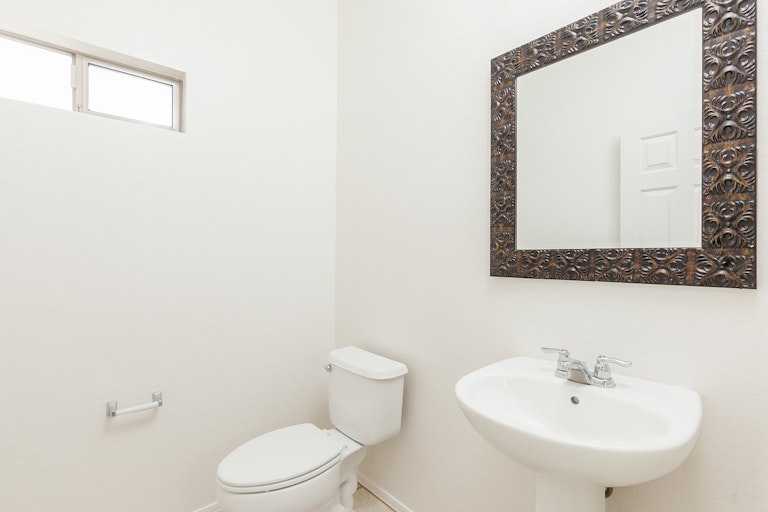 Photo 8 of 27 - 6704 S 54th Ln, Phoenix, AZ 85339