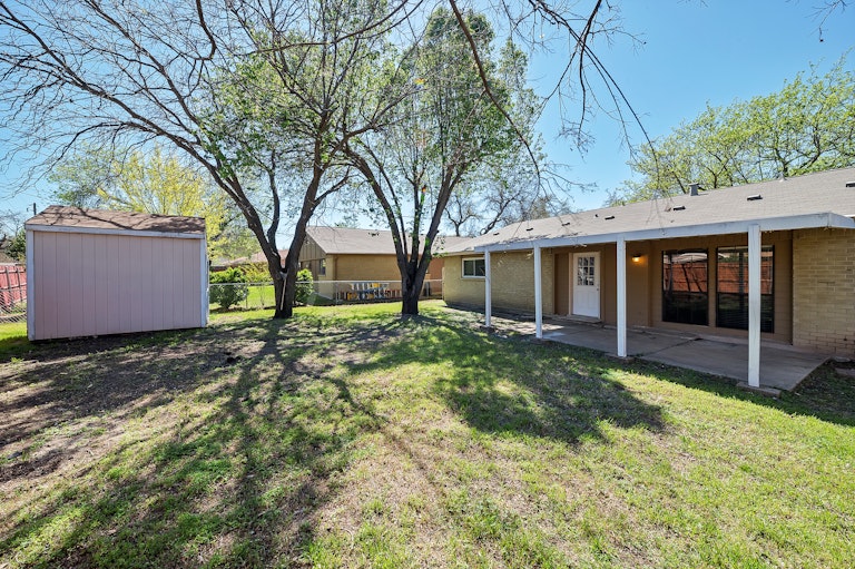 Photo 27 of 29 - 3106 Edelweiss Dr, Grand Prairie, TX 75052