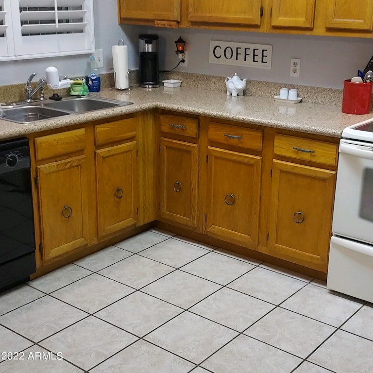 Photo 4 of 43 - 6606 E Dallas St, Mesa, AZ 85205