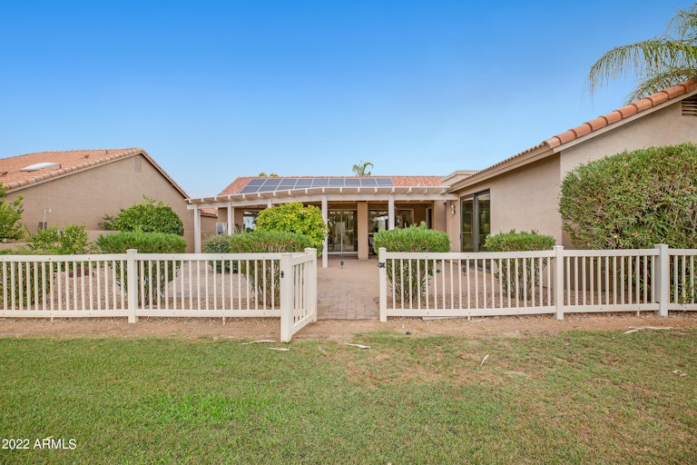 Photo 34 of 40 - 25845 S Flame Tree Dr, Sun Lakes, AZ 85248