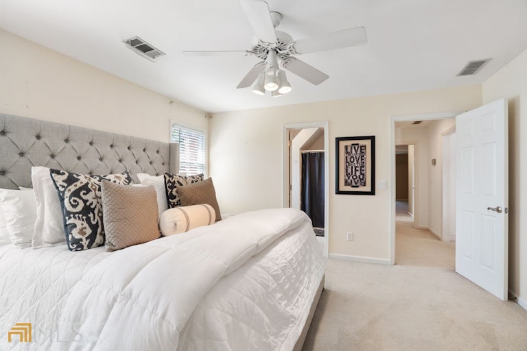 Photo 33 of 65 - 105 Pierrepont Is, Duluth, GA 30097