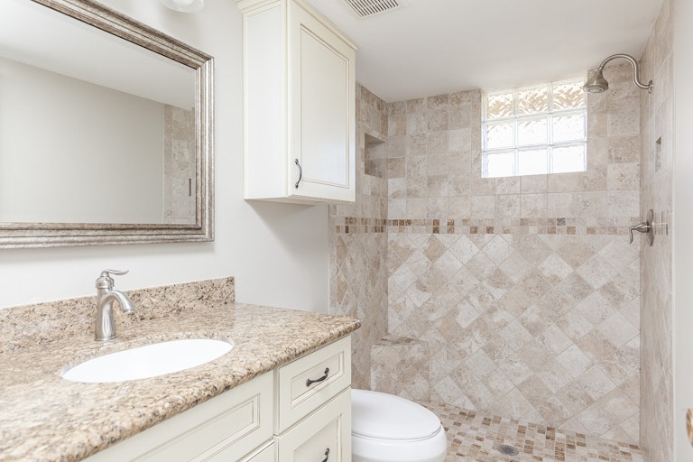 Photo 21 of 25 - 5814 W Frier Dr, Glendale, AZ 85301