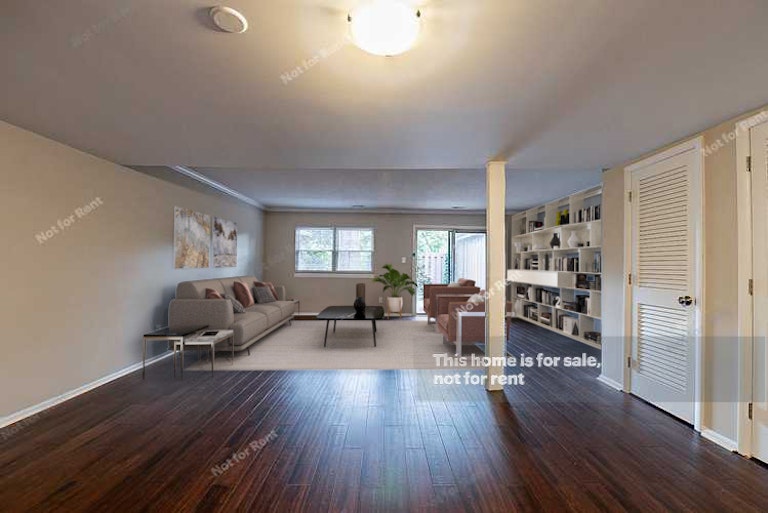 Photo 2 of 16 - 5800 Nottoway Ct Unit G, Raleigh, NC 27609