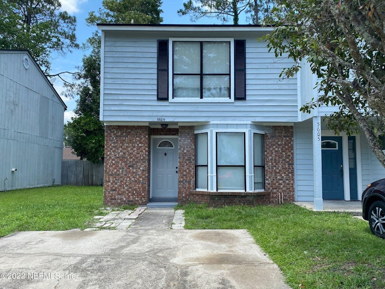 Photo 1 of 1 - 5609 Bennington Dr, Jacksonville, FL 32244